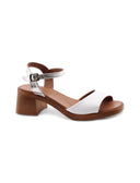Sandalo in pelle con tacco a blocco