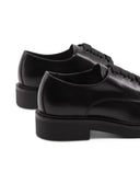 Stingata nera in pelle da donna