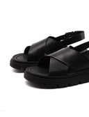Sandalo flat in vera pelle da donna
