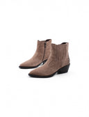 Stivaletto texano con borchie da donna
