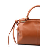 Julia borsa a mano in pelle con borchie