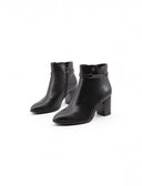 Ankle boot con dettaglio metallico