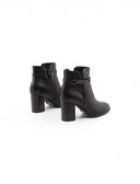 Ankle boot con dettaglio metallico