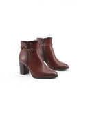 Ankle boot con dettaglio metallico