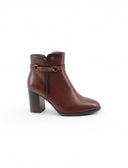 Ankle boot con dettaglio metallico