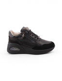 Sneaker zeppa con cuscinetto ad aria
