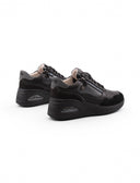 Sneaker zeppa con cuscinetto ad aria