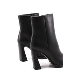 Stivaletto a punta donna con tacco alto