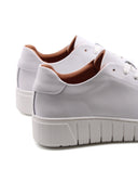 Sneaker bianca in morbida pelle donna