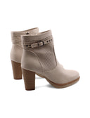 Stivaletto beige da donna