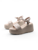 Sandalo con zeppa e plateau da donna