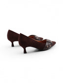Décolleté kitten heels marrone da donna